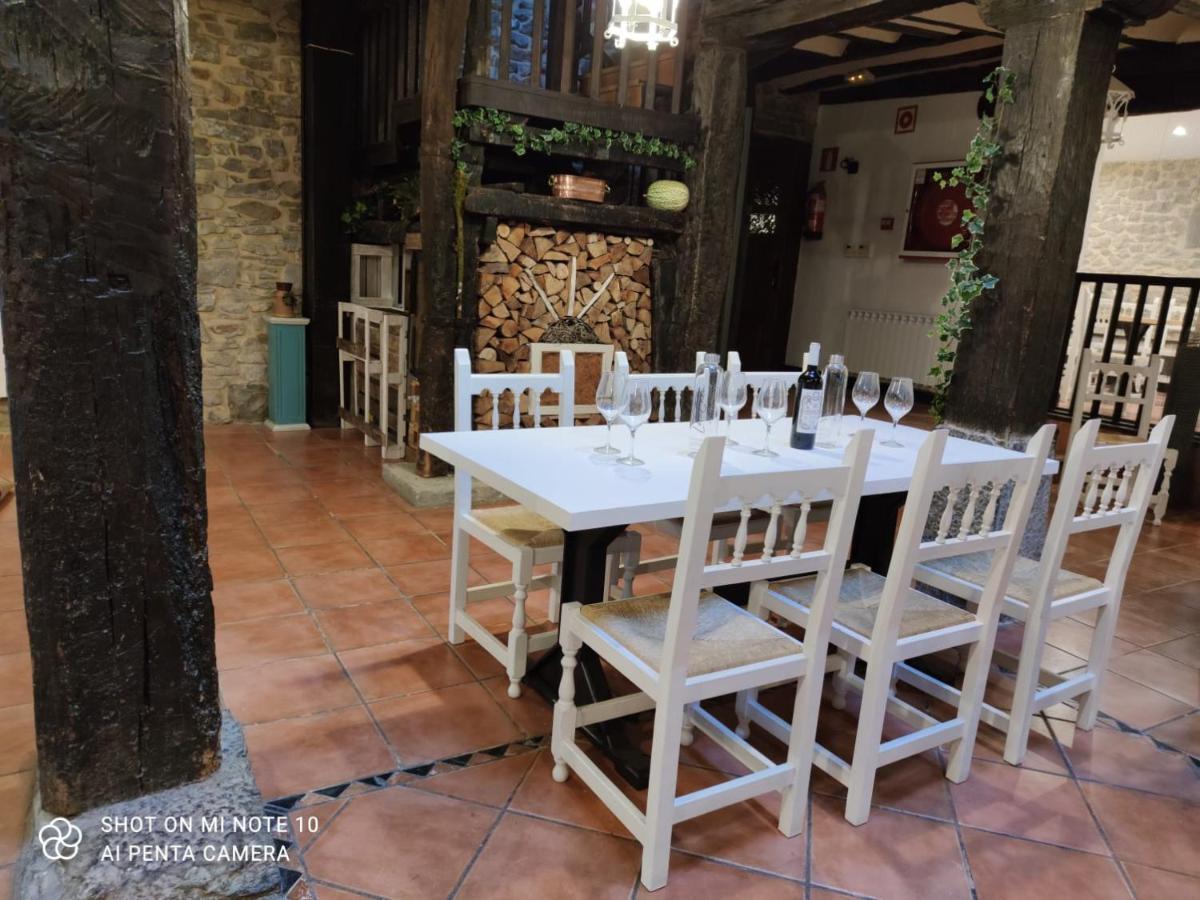 Hotel Dona Lola Izarra Luaran gambar