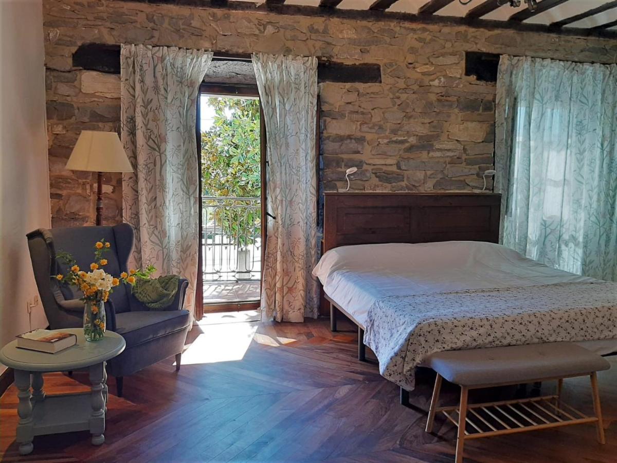 Hotel Dona Lola Izarra Luaran gambar